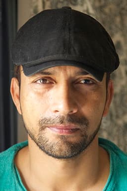 Photo of Deepak Dobriyal