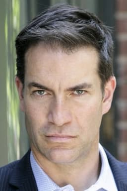 Photo of Jeremy Holm
