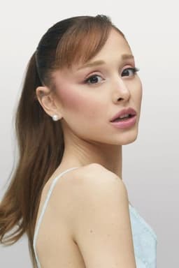 Photo of Ariana Grande