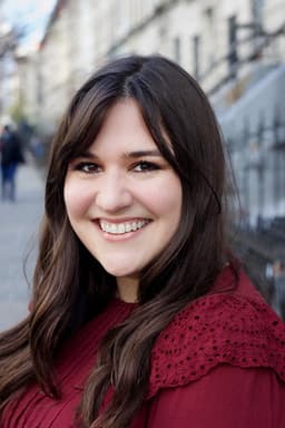 Photo of Kat Lindsay