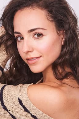 Photo of Skye Coyne