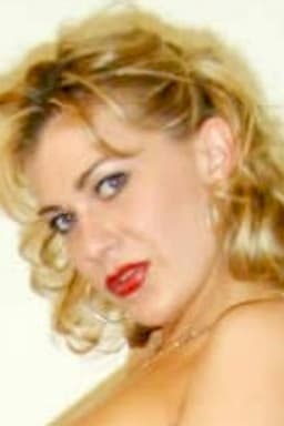 Photo of Nadia Foster