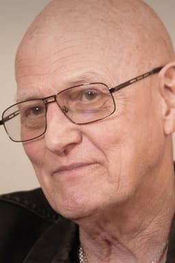 Photo of Chris Slade
