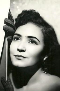 Photo of Carmen Salinas