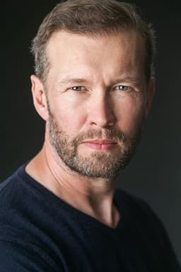 Photo of Gordon Alexander