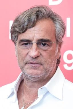 Photo of Max Tortora
