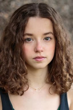 Photo of Ariella Glaser