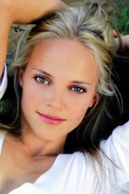 Photo of Jessica Gower