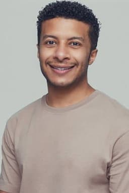Photo of Meshari Al-Mujaibel