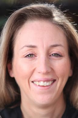 Photo of Rebecca Smart