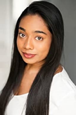 Photo of Lucinda Nicole