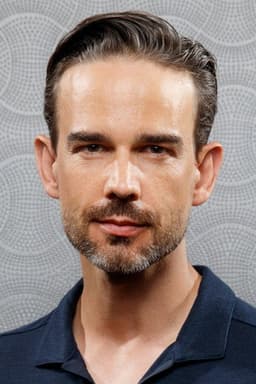 Photo of Christopher Gorham