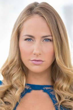 Photo of Carter Cruise