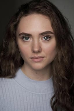 Photo of Lizzie Lomas