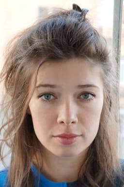Photo of Alexandra Pirici