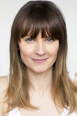 Photo of Lisa Stokke