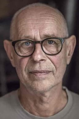 Photo of Michael Kvium