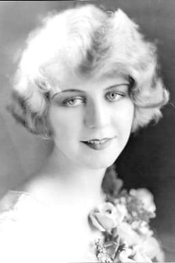 Photo of Violet La Plante