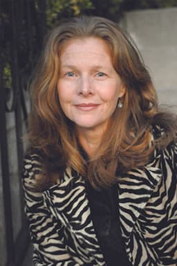 Photo of Lisa Moncure