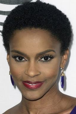 Photo of Kim Hawthorne