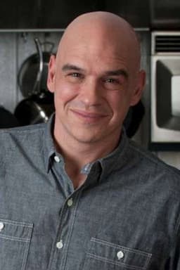Photo of Michael Symon