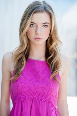 Photo of Gabrielle Phillips