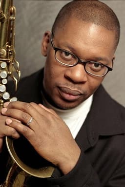 Photo of Ravi Coltrane