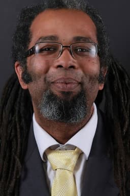 Photo of Ngaio Bealum