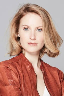 Photo of Charlotte Legault