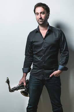 Photo of Simon Willescroft