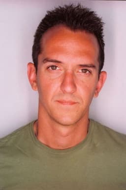 Photo of Sean Huze