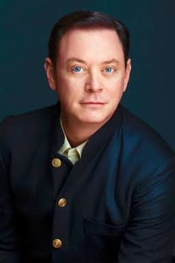 Photo of Andrew Solomon