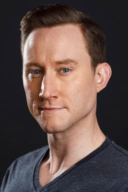 Photo of Chris Mayers