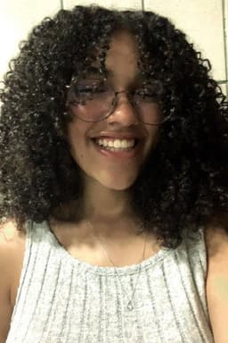 Photo of Mariana Artino
