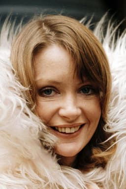 Photo of Lyn Ashley