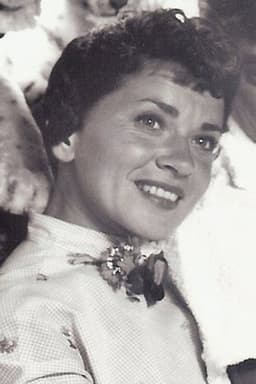 Photo of Patti Lewis