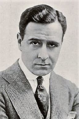 Photo of Conway Tearle