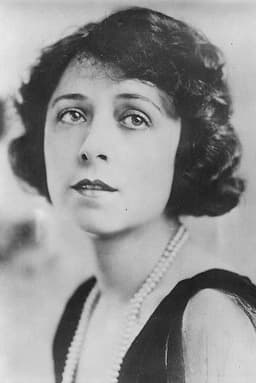 Photo of Dorothy Phillips