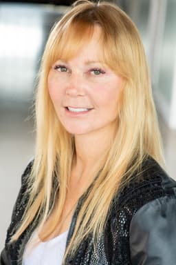 Photo of Daphne Lewis