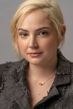 Photo of Nicolette Pullen