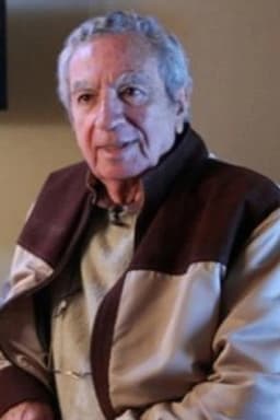 Photo of César Arias