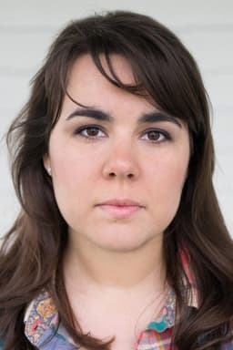 Photo of Olivia Harnach