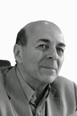 Photo of Adrian Munsey