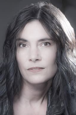 Photo of Liane Curtis