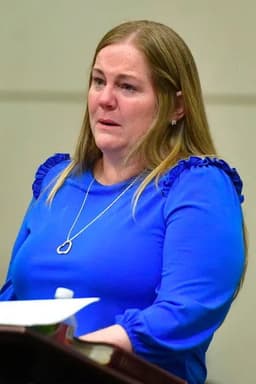 Photo of Kathy Durbin