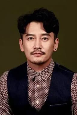 Photo of Kaavie Wong