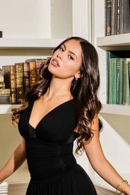 Photo of Emma Medrano