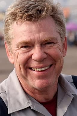 Photo of Dan Woods