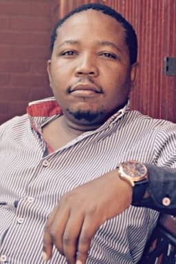 Photo of Presley Chweneyagae