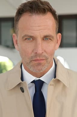 Photo of Robert Leeshock